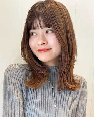 ミディアム カラー OAK 学芸大学所属・秋葉萌　透明感カラー /レイヤー/ボブ♡のヘアスタイル