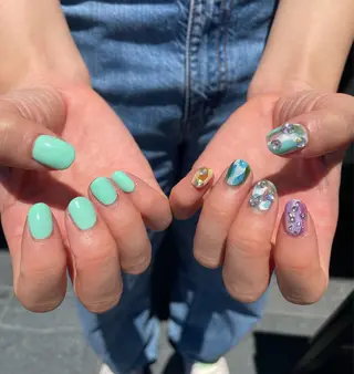 ネイル neouv所属・NEOUV NAILのネイルデザイン