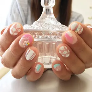 ネイル Petit Fleur所属・青柳 亜梨奈のマツエク・マツパデザイン