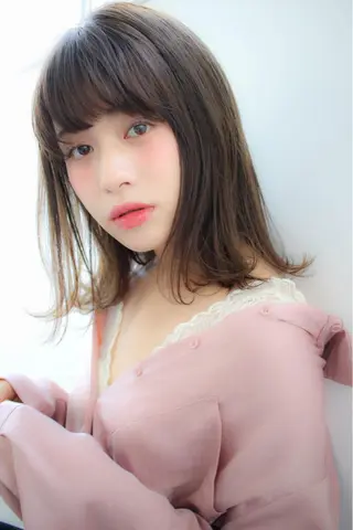 セミロング 髪質改善縮毛矯正✨ ナリタユウヤのヘアスタイル