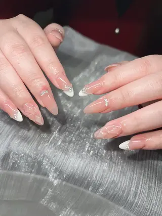 ネイル Lee Nailsのネイルデザイン