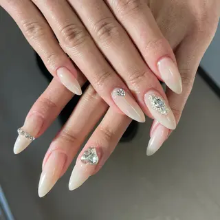 ネイル and.R所属・𝗮𝗻𝗱.𝗥 / 𝗡𝗮𝗶𝗹のネイルデザイン