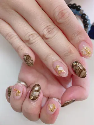 ネイル Lily Roseスタッフ一同のマツエク・マツパデザイン