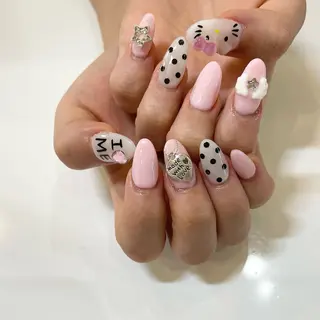 ネイル Nail Salon Gummi.のネイルデザイン