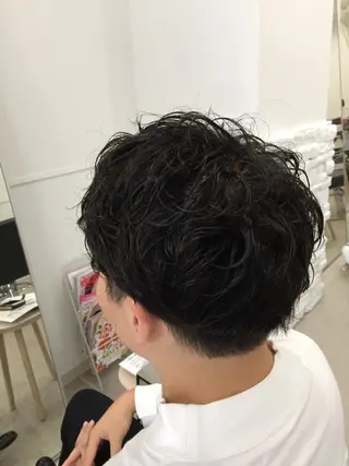 パーマ メンズ WHITE所属・WHITE 田中智之のヘアスタイル