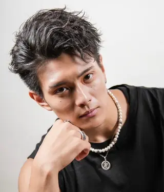 ショート パーマ メンズ 【店長】メンズ職人 短髪　ハイトーン🔥のヘアスタイル