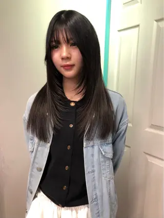 ロング ボブ× フェイスレイヤー🩰のヘアスタイル