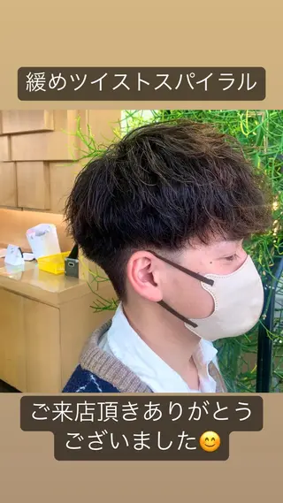 パーマ メンズ レイヤー/スパイキー ショート/坂本翔のヘアスタイル