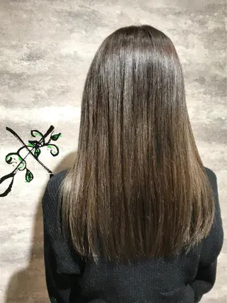 ロング カラー Blanco Color&Careのヘアスタイル