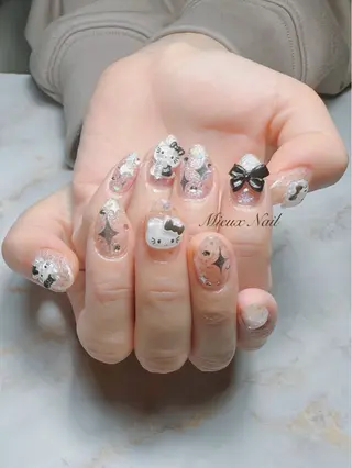 ネイル 市川 麻衣子のネイルデザイン