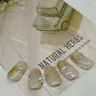 ネイル 神田 ココナッツのネイルデザイン