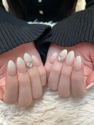 ネイル Kuwata Arisa⋆🍒⭒˚のネイルデザイン