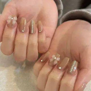 ミディアム nanami 🐣のネイルデザイン