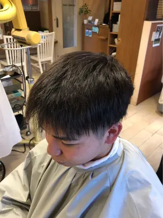 パーマ メンズ 村上 結汰のヘアスタイル