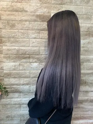 ロング ヘアアレンジ 毛穴改善/脱毛 ネイル 川上久仁子のエステ・リラクイメージ