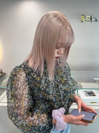 カラー 艶ブリーチ/表参道 ハイトーン /実乃梨のヘアスタイル