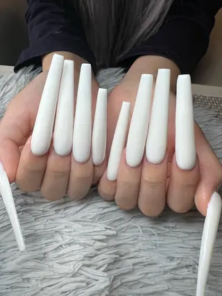 ネイル シェヌネイル JURAのネイルデザイン