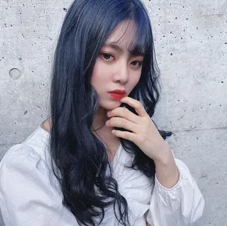 ロング カラー ヘアアレンジ 韓国レイヤーカット/ 儚げカラーチナツのヘアスタイル