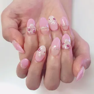 カラー ネイル Q Free nailsのネイルデザイン