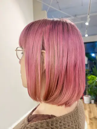 ミディアム カラー 古川 琴美のヘアスタイル