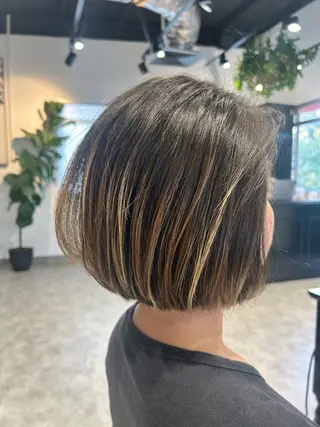 ショート ウノプリール　京橋店所属・西本 緋那乃のヘアスタイル