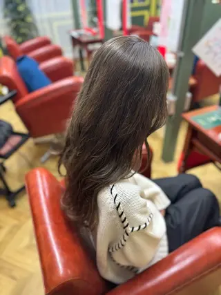 ロング cureK所属・米倉 麻衣のヘアスタイル