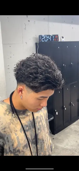 パーマ メンズ ØVARL　Jingumae所属・OVARL/ メンズパーマ/きらりのヘアスタイル