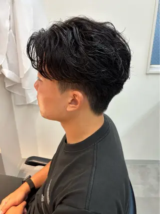パーマ メンズ フェザーパーマ/韓国 /メンズカット/保立のヘアスタイル