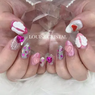 ネイル LOUISE CRYSTALのネイルデザイン