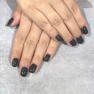 ネイル アンリッシュ新宿店 ishiiのネイルデザイン