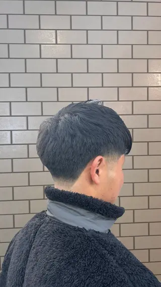 ショート 吉田 龍人のヘアスタイル