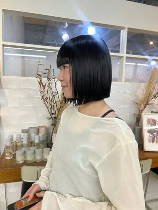 ショート yumeka🩶ボブ 暖色/透け感カラーのヘアスタイル