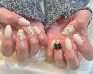 ネイル 友田 晴香のネイルデザイン