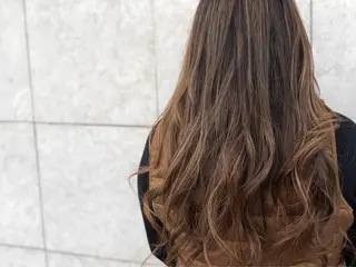 カラー カラーリスト菅澤 岳のヘアスタイル