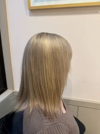 カラー AYATO 'のヘアスタイル