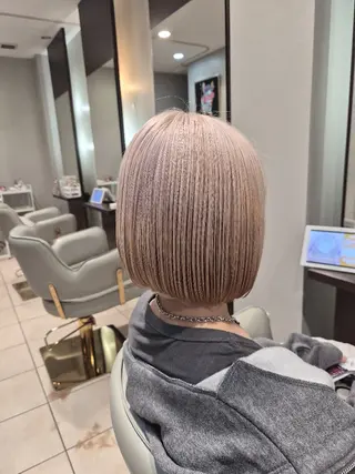 ショート カラー Miyavi/カラー ショートボブのヘアスタイル