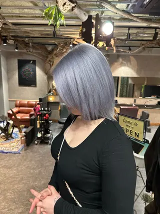 ショート カラー レイヤーブリーチ特化 ホワイト専門/岸のヘアスタイル