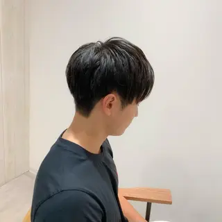 ショート まなり See.のヘアスタイル