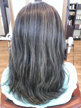 セミロング カラー 代表　YUKI ☆のヘアスタイル