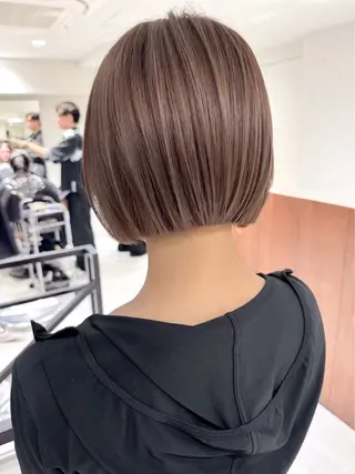 ショート カラー 艶髪ハイトーン 💎凜💎のヘアスタイル