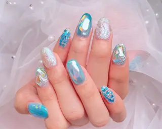 ネイル MY NAIL 渋谷店所属・シェ ジンのネイルデザイン