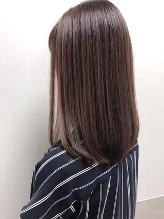ミディアム カラー パーマ ヘアアレンジ キッズ ネイル マツエク・マツパ umu.［韓国ヘア /ダウンパーマ］のヘアスタイル