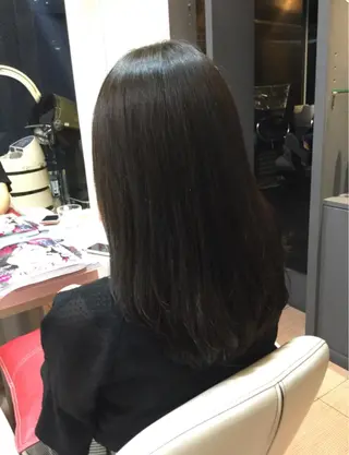 ロング カラー 貴方に似合うを見つけ ます🌱市川リョウカのヘアスタイル