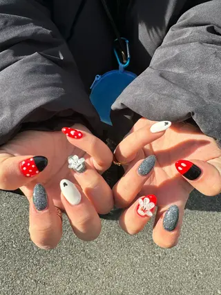 ネイル 濱岡 咲のネイルデザイン