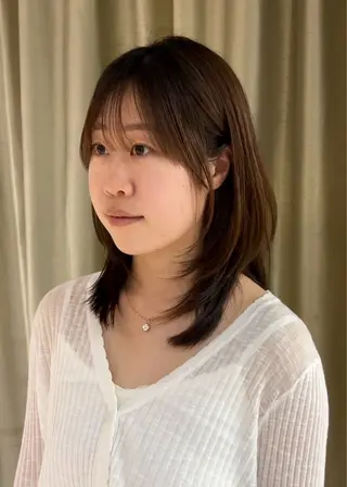 カラー 真下 瑞歩のヘアスタイル
