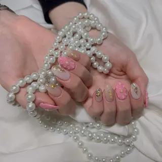 ネイル VIVIAN リサのネイルデザイン