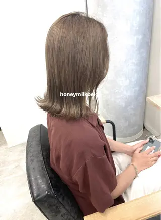 ミディアム カラー misaki🎀 まろみ透け感カラーのヘアスタイル