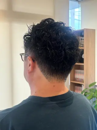 ショート 野尻 暖のヘアスタイル