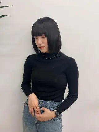 ショート カラー ✨ブリーチ/顔周り レイヤー¦YUKA✨のヘアスタイル