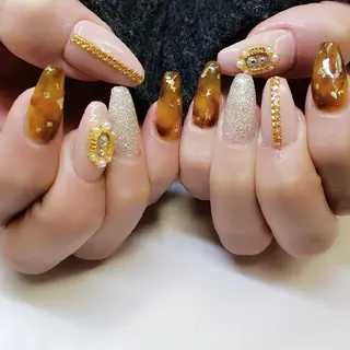 セミロング ネイル クロキ 。のネイルデザイン